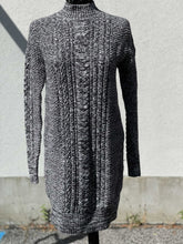 Load image into Gallery viewer, Gap Knit Dress M
