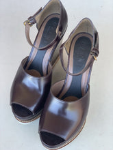 Load image into Gallery viewer, Marni Platform Wedges 40
