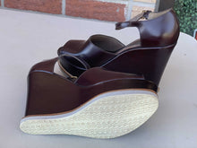 Load image into Gallery viewer, Marni Platform Wedges 40
