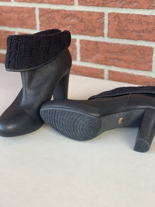 Ugg leather heeled boots 9