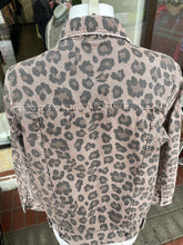 Load image into Gallery viewer, BLANKNYC animal print denim jacket NWT M
