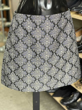 Load image into Gallery viewer, Ann Taylor Skirt 8
