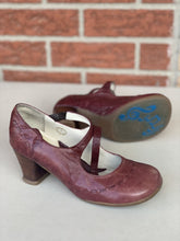Load image into Gallery viewer, John Fluevog mary-janes,*As Is(bit worn) 7
