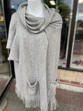 Load image into Gallery viewer, CREAM cowl neck long cardi O/S
