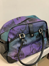 Load image into Gallery viewer, Lululemon print gym/travel bag
