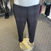 Load image into Gallery viewer, Hue plaid leggings NWT L
