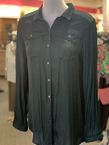 RW&CO flowy button up M