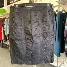 Load image into Gallery viewer, Nanette Lepore ruched skirt 8
