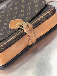 Louis Vuitton Vintage Monogram Cartouchiere MM Handbag (as is as per images)