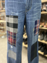Load image into Gallery viewer, Madewell Boy Jean 29
