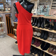 Load image into Gallery viewer, Vince Camuto Dress 8
