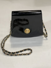 Load image into Gallery viewer, Benchmade leatherworks patent handbag vintage
