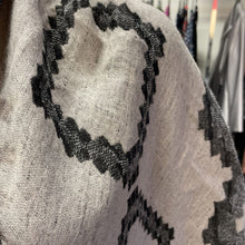 Load image into Gallery viewer, Wilfred triangle scarf
