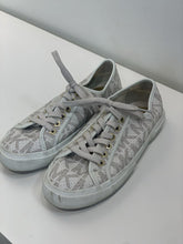 Load image into Gallery viewer, Michael Kors monogram sneakers 6
