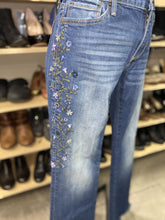 Load image into Gallery viewer, Driftwood Eva Jeans 27
