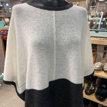 Load image into Gallery viewer, Brodie Sweater/Poncho Cashmere S/M
