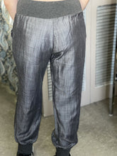 Load image into Gallery viewer, D Studio linen pants M
