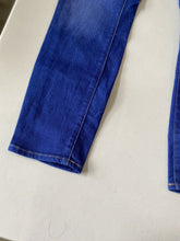 Load image into Gallery viewer, Gap Jeans Legging Jean NWT 29
