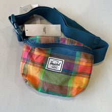 Load image into Gallery viewer, HERSCHEL SUPPLY CO Fanny Pack NWT
