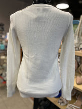 Load image into Gallery viewer, Gap Knit Sweater XS
