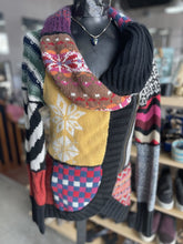 Load image into Gallery viewer, Desigual Knit Sweater M

