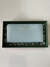 Load image into Gallery viewer, Kate Spade Wallet NWT
