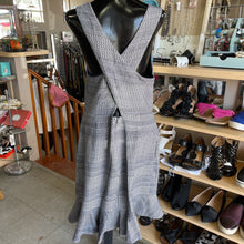 Load image into Gallery viewer, Banana Republic knit dress 14
