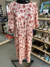 Load image into Gallery viewer, Halogen Floral Dress XL
