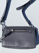 Load image into Gallery viewer, Marc Jacobs Handbag
