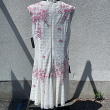 Load image into Gallery viewer, Tadashi Shoji dress 12 NWT
