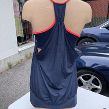 Load image into Gallery viewer, Lululemon Tank top 10
