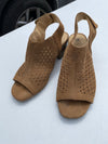 White Mountain suede sandals 8
