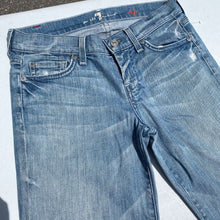 Load image into Gallery viewer, Seven for All mankind Dojo jeans 25
