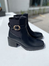 Load image into Gallery viewer, Truffle Collection pleather ankle boots NWOT 38
