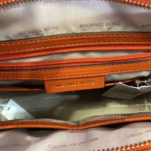 Load image into Gallery viewer, Michael Kors The Hamilton handbag NWT
