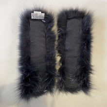 Load image into Gallery viewer, Fox fur snap cuffs
