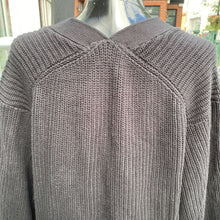 Load image into Gallery viewer, H&amp;M cardi NWT S
