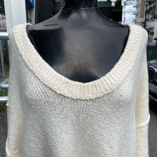 Load image into Gallery viewer, Free People sweater L
