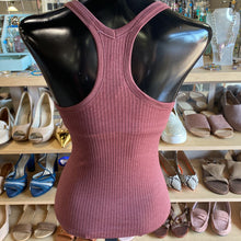Load image into Gallery viewer, Lululemon ribbed tank 2
