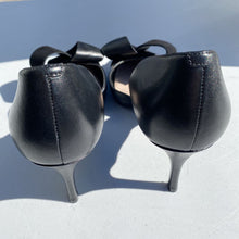 Load image into Gallery viewer, Nine West D&#39;Orsay heels 8.5
