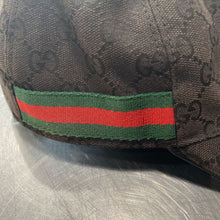 Load image into Gallery viewer, Gucci baseball cap XS
