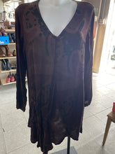 Load image into Gallery viewer, Kaliyana crinkled tunic 2
