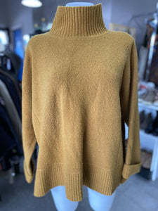 Club Monaco wool blend sweater M