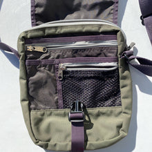 Load image into Gallery viewer, MEC Mountain Equipment Coop nylon small crossbody
