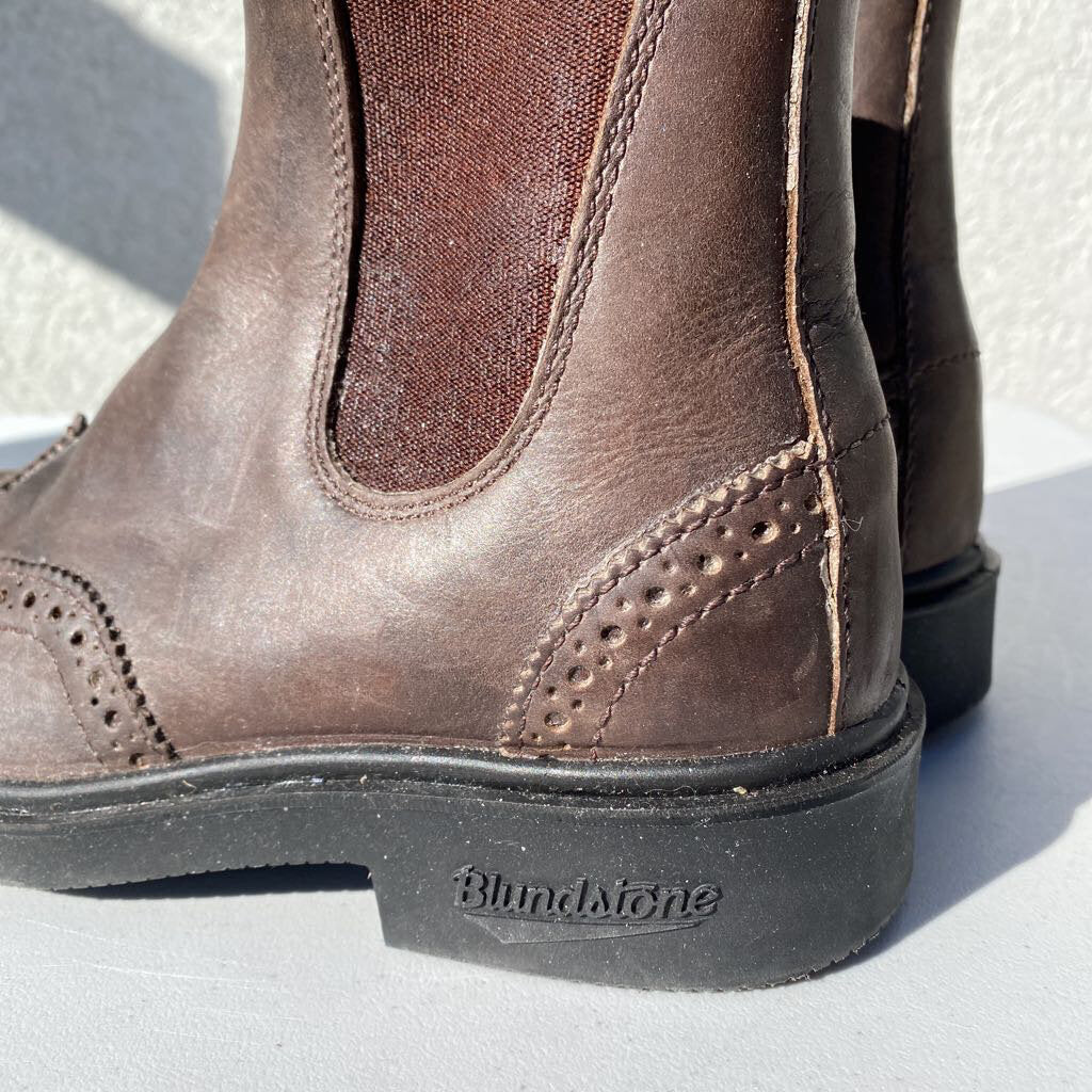 Blundstone oxford boots 4 7US Rikochet Resale Online