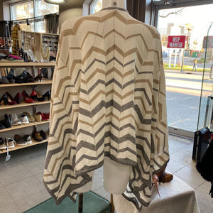 Kensie knit shawl O/S