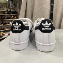 Load image into Gallery viewer, Adidas Superstars sneakers 7
