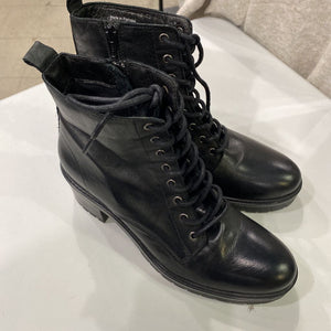 Floyd leather lug sole boots 40