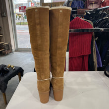Load image into Gallery viewer, UGG wool lined suede tall boots 6.5

