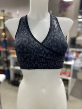 Load image into Gallery viewer, Gymshark sports bra S
